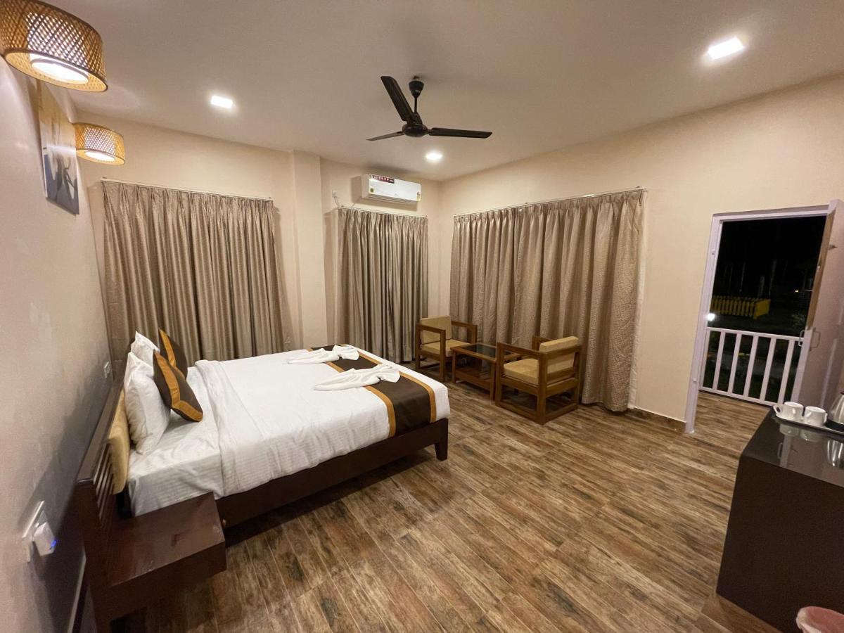 Jaldapara Forest Tourist Lodge Jftl Madari Hat Bagian luar foto