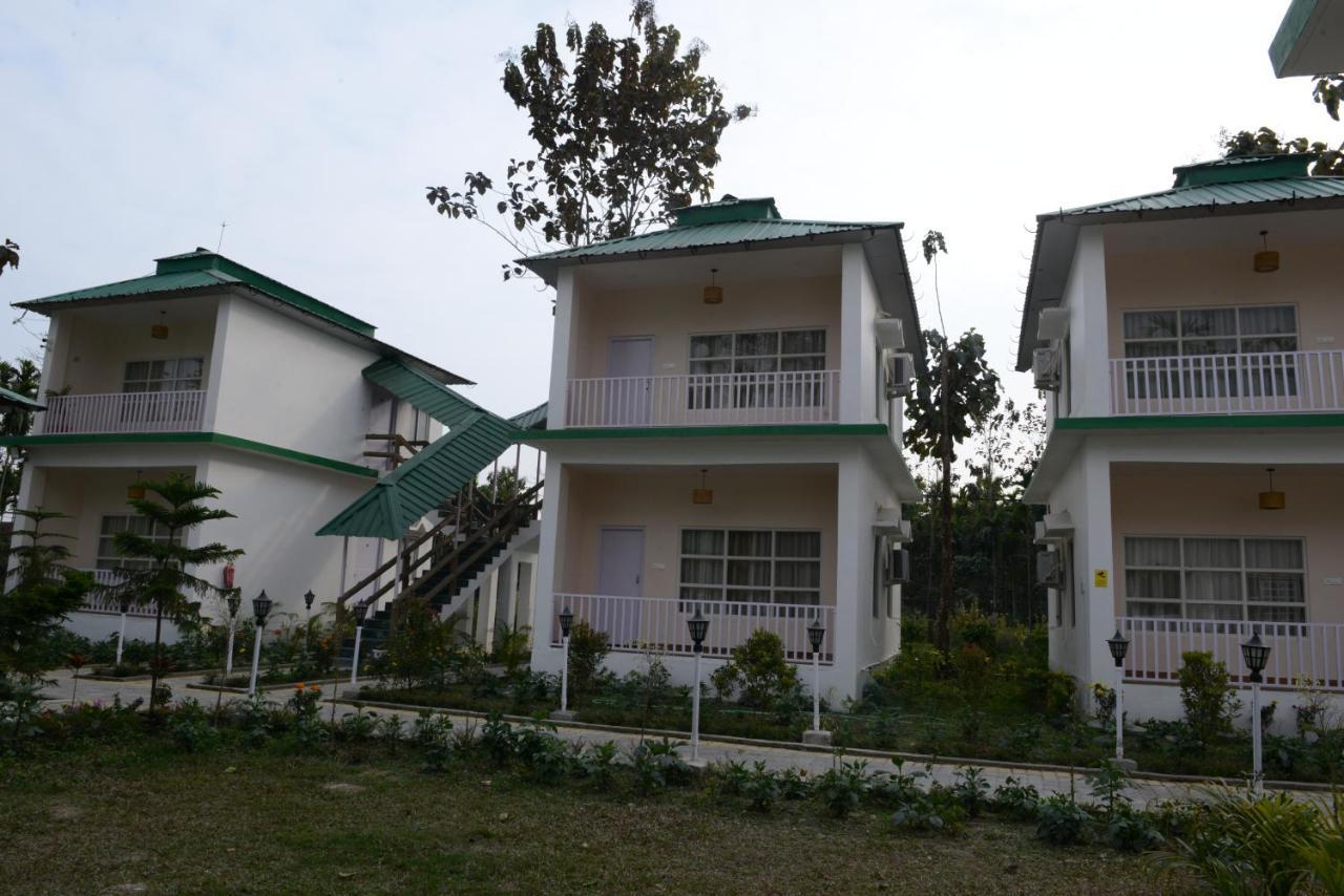 Jaldapara Forest Tourist Lodge Jftl Madari Hat Bagian luar foto